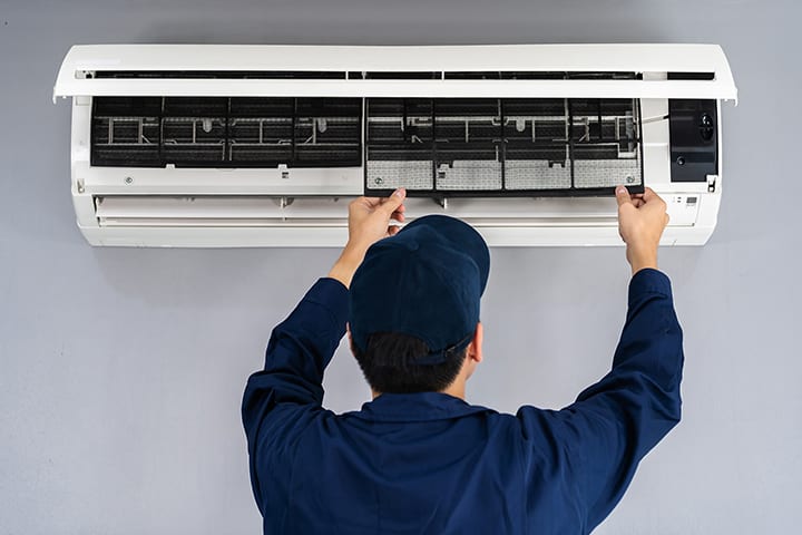 Annual Maintenance contract for HVAC servicing in Arabian Ranches